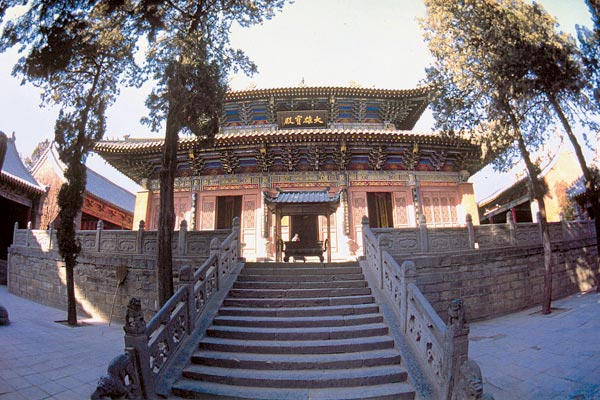 l'entree du temple